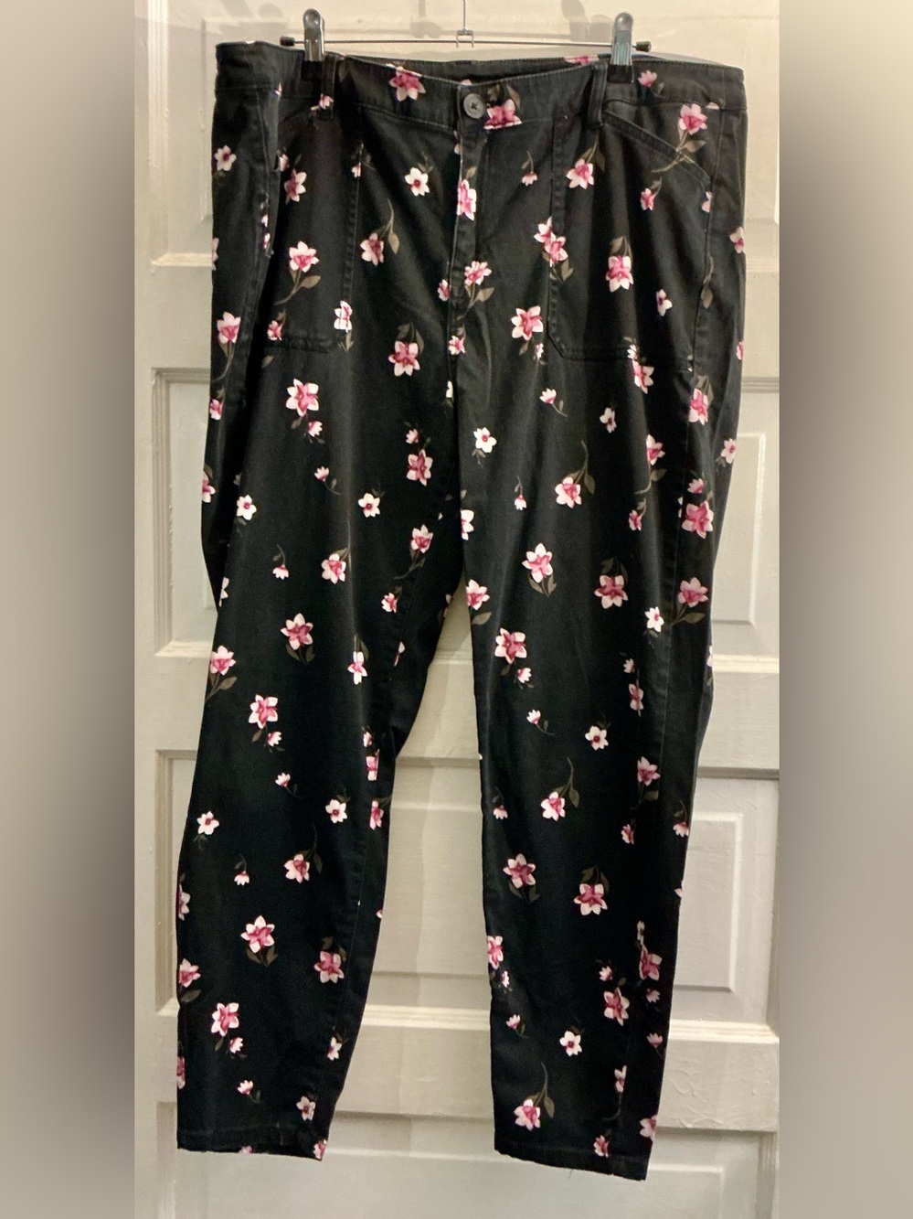 Lane Bryant Floral Skinny Ankle Pants Size 20 Black Pink Stretch